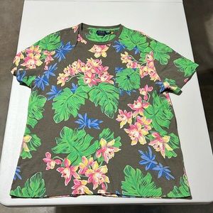 Large - Ralph Lauren T shirt